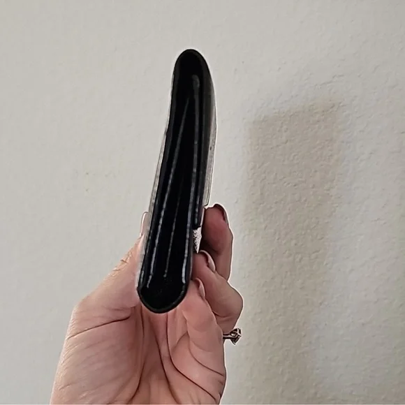 Gucci Trifold Long Wallet - Picture 4 of 10